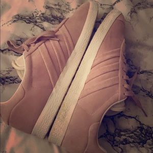 Adidas Gazelle Tennis Shoes